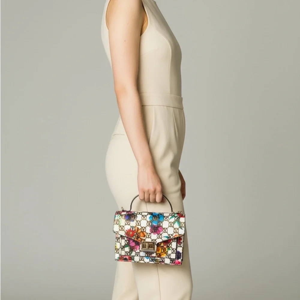 Valentino by Mario Valentino Bag (not Valentino Garavani) - Picture 9 of 10